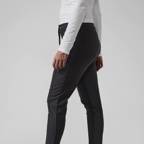 Athleta Headlands Hybrid Jogger - size 0 - Picture 3 of 12